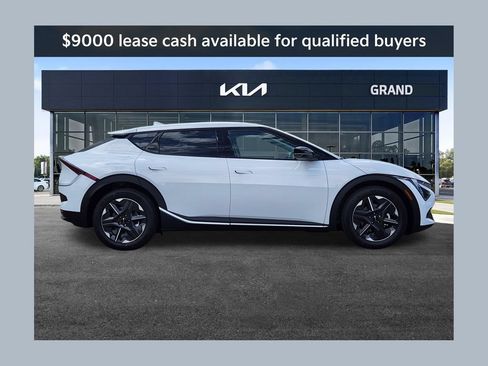 New 2026 Kia EV6 Light AWD/4WD image 1