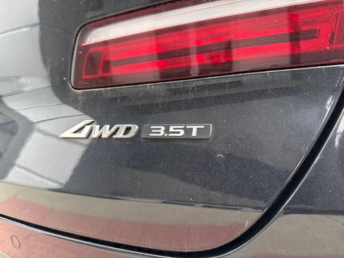 Used 2025 Genesis GV80 3.5T Prestige AWD/4WD image 9