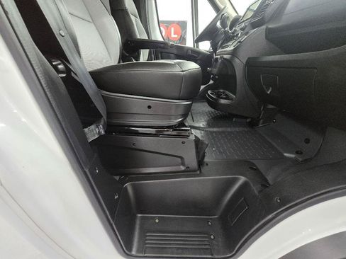 Used 2023 RAM ProMaster 2500 FWD image 18
