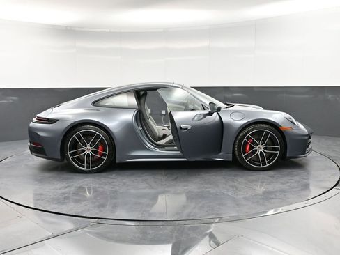 New 2026 Porsche 911 Carrera 4S AWD/4WD image 34