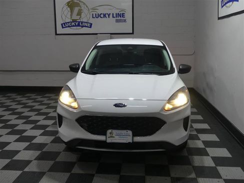 Used 2022 Ford Escape SE w/ Cold Weather Package AWD/4WD image 3