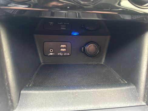 Used 2022 Subaru Forester Premium image 23