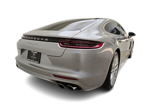Used 2020 Porsche Panamera 4 w/ Sportdesign Package image 9