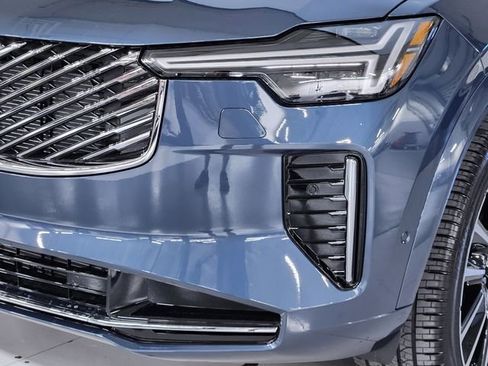 New 2026 Volvo XC90 B6 Plus w/ Protection Package Premier image 12