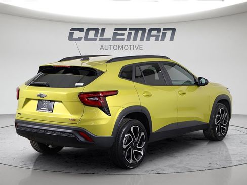 Used 2024 Chevrolet Trax RS image 9
