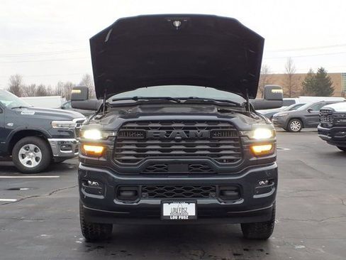 New 2026 RAM 2500 Big Horn AWD/4WD image 21