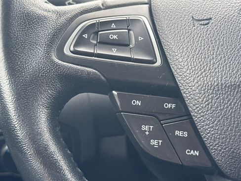 Used 2015 Ford Focus SE w/ Equipment Group 201A image 23