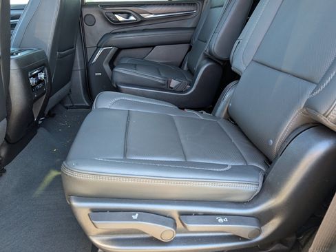 Used 2022 GMC Yukon Denali image 8