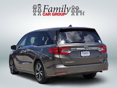 Used 2019 Honda Odyssey Elite image 3