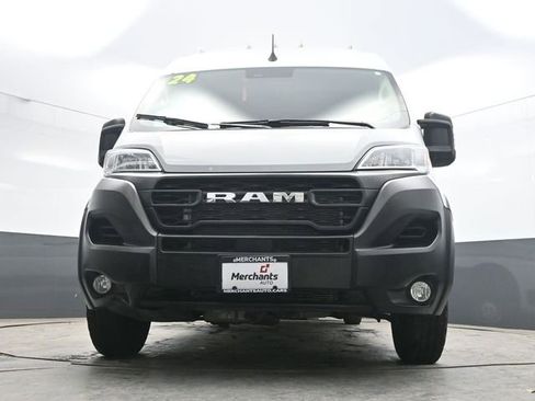 Used 2024 RAM ProMaster 2500 w/ Convenience Group FWD image 31