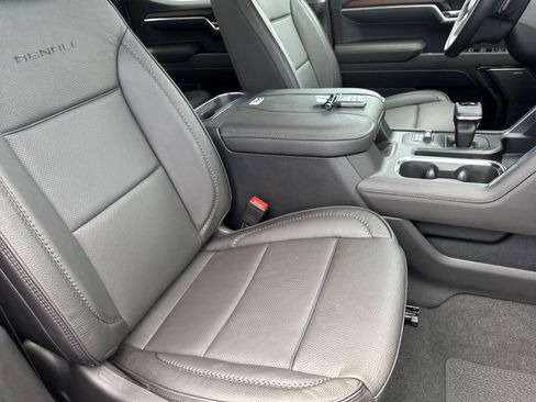 New 2026 GMC Sierra 1500 Denali AWD/4WD image 38