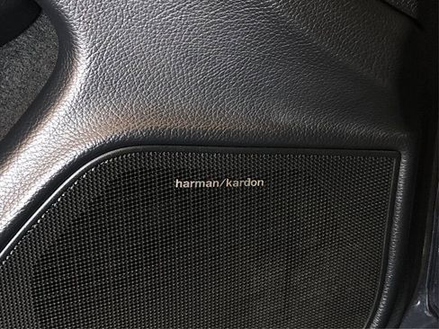 Used 2015 Mercedes-Benz C 250 C 250 image 28