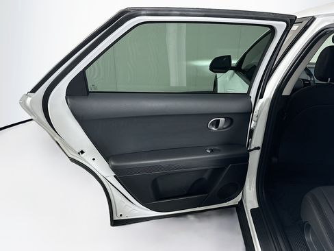 Used 2024 Hyundai Ioniq 5 SEL RWD image 27