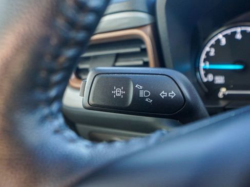 Used 2022 Ford Maverick Lariat w/ Lariat Luxury Package image 26