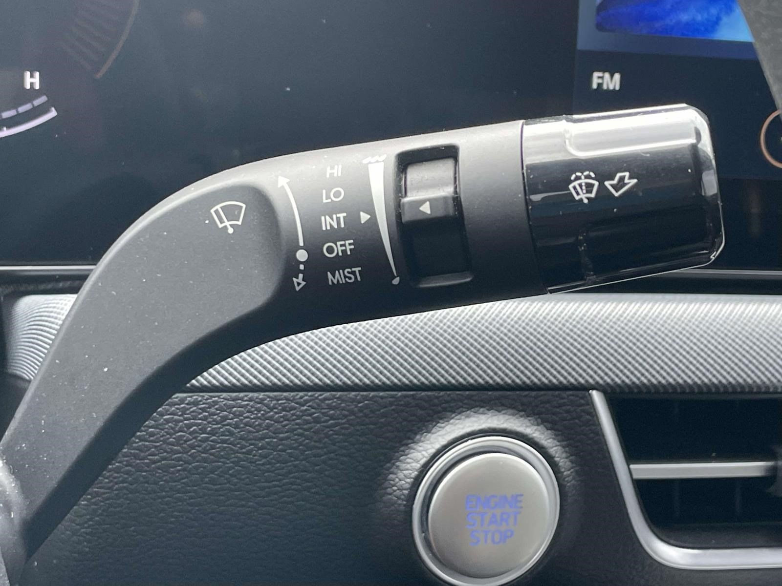 Used 2025 Hyundai Sonata SE FWD image 22