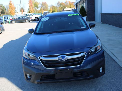 Used 2022 Subaru Outback image 2