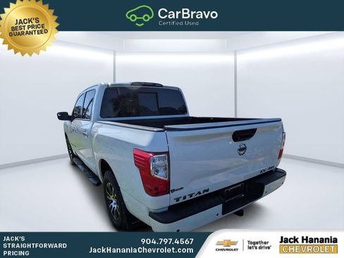 Used 2020 Nissan Titan SV w/ SV Convenience Package AWD/4WD image 5