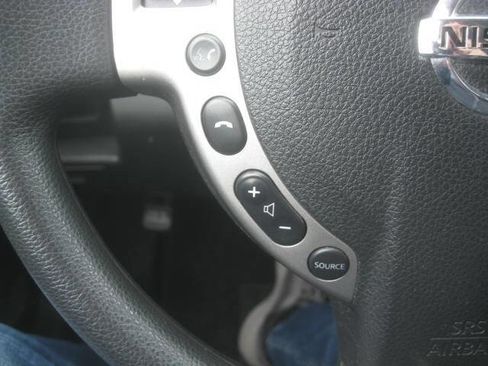 Used 2014 Nissan Rogue S w/ Convenience Package AWD/4WD image 27