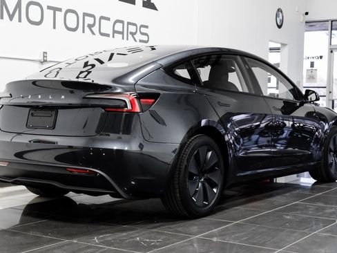 Used 2025 Tesla Model 3 Long Range image 10