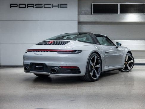Certified 2022 Porsche 911 Targa 4S w/ Premium Package image 27