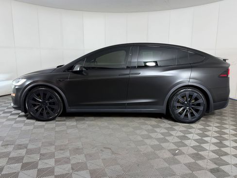 Used 2022 Tesla Model X AWD image 2
