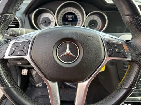 Used 2014 Mercedes-Benz C 300 4MATIC Sedan image 20