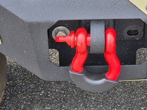 Used 2025 Jeep Wrangler Sport S image 8