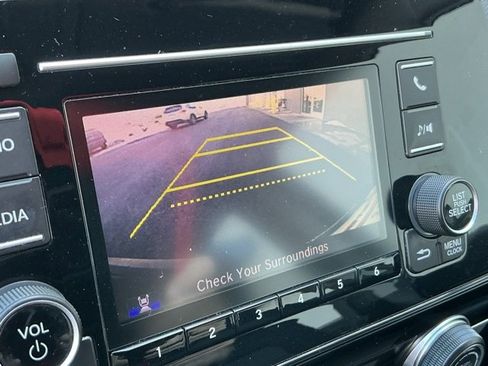 Used 2017 Honda CR-V LX image 23