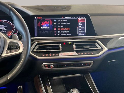 Used 2019 BMW X5 xDrive40i w/ M Sport Package AWD/4WD image 6