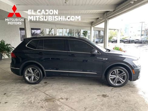 Used 2019 Volkswagen Tiguan SEL R-Line image 2