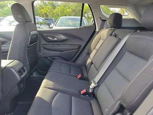 Used 2022 GMC Terrain SLE FWD image 12