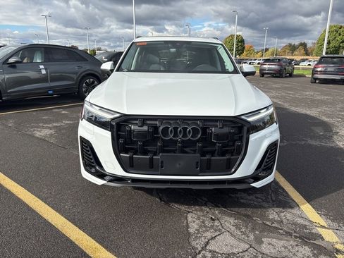 New 2025 Audi Q7 3.0T Premium Plus image 2