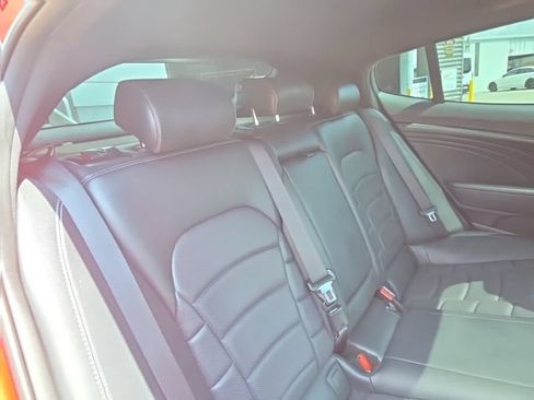 Used 2023 Kia Stinger GT2 AWD/4WD image 17