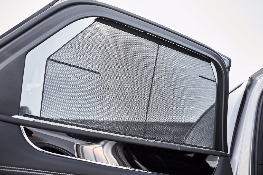 Used 2025 Bentley Bentayga AWD/4WD image 49
