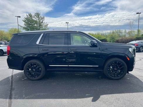 Used 2023 GMC Yukon Denali image 5