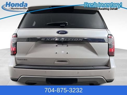 Used 2018 Ford Expedition Limited w/ Equipment Group 301A image 8