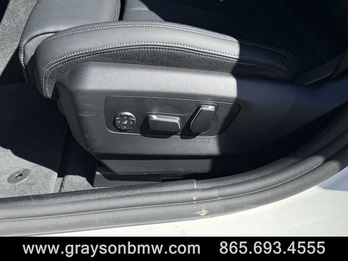 Certified 2025 BMW 530i xDrive image 12