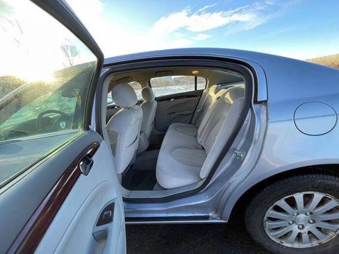 Used 2006 Buick Lucerne CX image 21