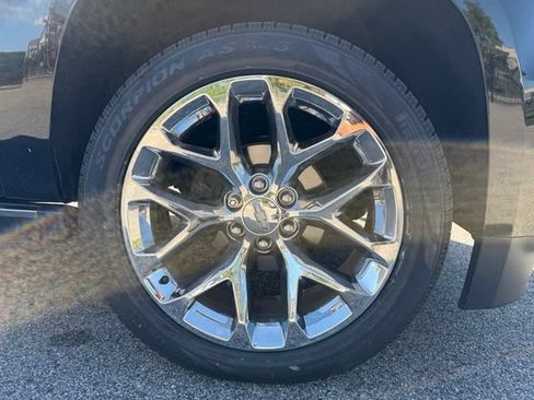 Used 2020 Chevrolet Tahoe Premier AWD/4WD image 23