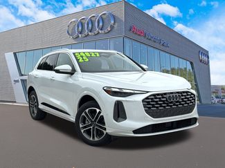Used 2025 Audi Q5 Premium w/ Convenience Package AWD/4WD video 1
