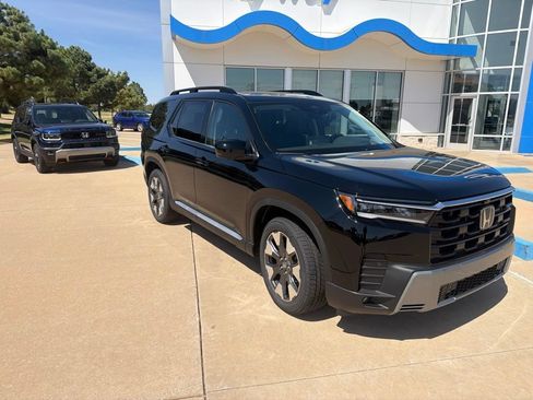 New 2026 Honda Pilot Elite image 2