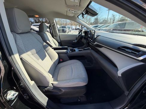 Used 2024 Toyota Sienna LE image 37