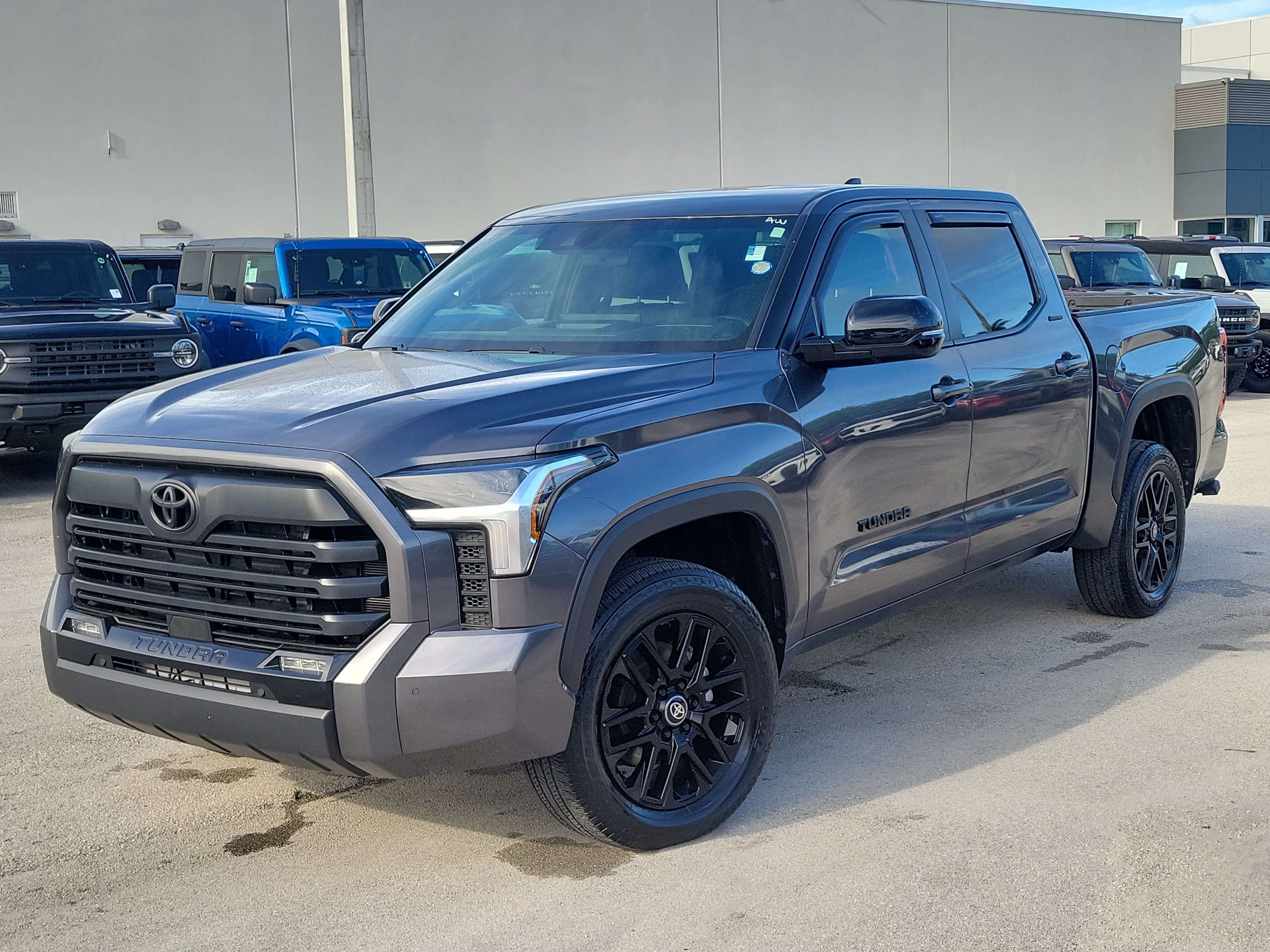 Used 2025 Toyota Tundra Limited w/ Nightshade Package AWD/4WD 360° Tour