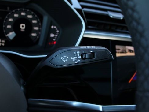New 2025 Audi Q3 2.0T Premium image 15