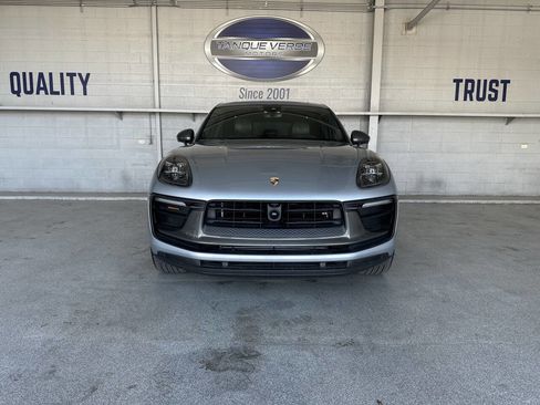 Used 2023 Porsche Macan Turbo image 5