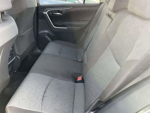 Used 2025 Toyota RAV4 XLE w/ Convenience Package image 23