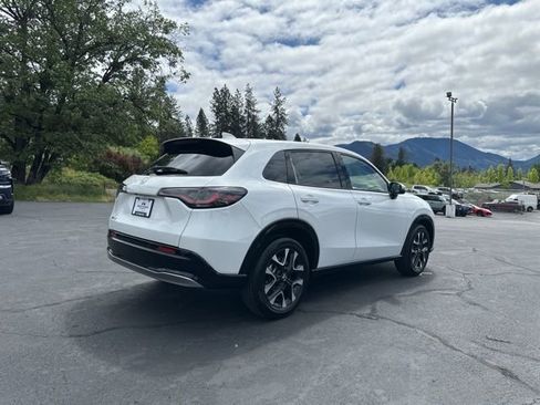 New 2026 Honda HR-V EX-L image 3