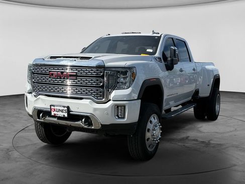Used 2020 GMC Sierra 3500 Denali w/ Denali Ultimate Package AWD/4WD image 3