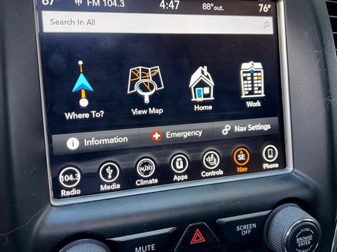 Used 2018 Jeep Grand Cherokee Limited w/ Trailer Tow Group IV image 23