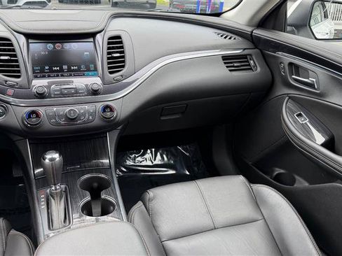 Used 2018 Chevrolet Impala LT w/ LT Leather Package FWD image 19